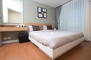 BBG Seaside Luxurious Service Apartment