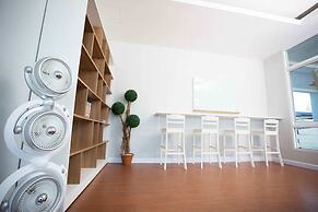 BBG Seaside Luxurious Service Apartment