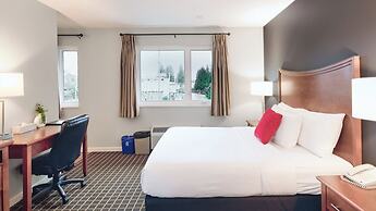 Gibsons Garden Hotel