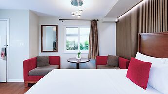 Gibsons Garden Hotel