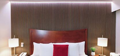 Gibsons Garden Hotel