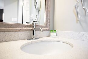 Gibsons Garden Hotel