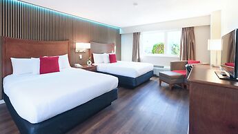 Gibsons Garden Hotel