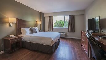 Gibsons Garden Hotel