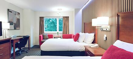 Gibsons Garden Hotel