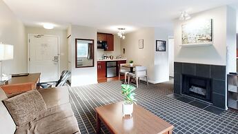 Gibsons Garden Hotel