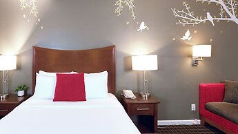 Gibsons Garden Hotel