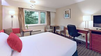 Gibsons Garden Hotel