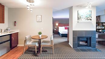 Gibsons Garden Hotel