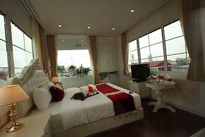 Hanoi Hotel Royal