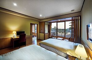 Sarusawaike Yoshidaya