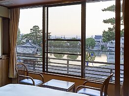 Sarusawaike Yoshidaya