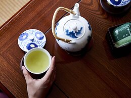 Sarusawaike Yoshidaya