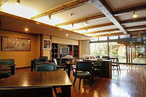 Sarusawaike Yoshidaya