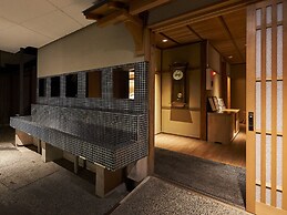 Sarusawaike Yoshidaya