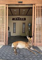 Sarusawaike Yoshidaya