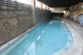 Hoya Hot Springs Resort & Spa