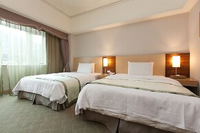 Hoya Hot Springs Resort & Spa