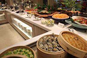 Hoya Hot Springs Resort & Spa