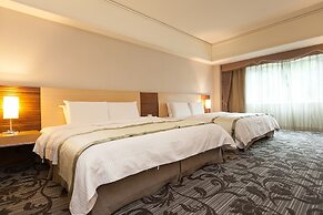 Hoya Hot Springs Resort & Spa