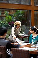 Hoya Hot Springs Resort & Spa