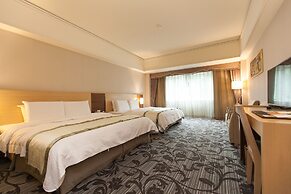 Hoya Hot Springs Resort & Spa