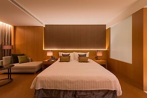 Everrich Golden Lake Hotel