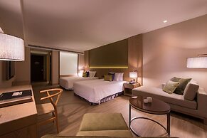 Everrich Golden Lake Hotel