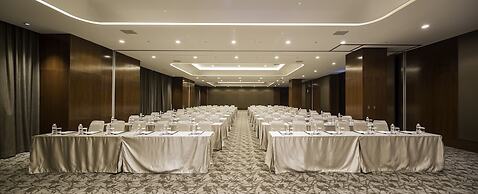 Everrich Golden Lake Hotel