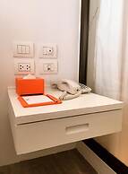 S Box Sukhumvit Hotel