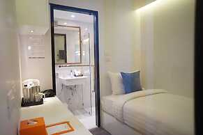 S Box Sukhumvit Hotel