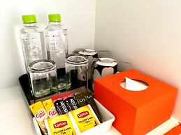 S Box Sukhumvit Hotel