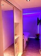 S Box Sukhumvit Hotel