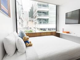 S Box Sukhumvit Hotel