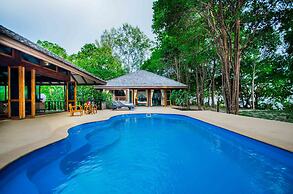 Koh Jum Beach Villas “A member of Secret Retreats”