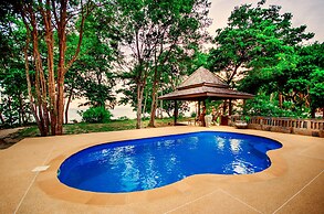 Koh Jum Beach Villas “A member of Secret Retreats”