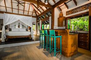 Koh Jum Beach Villas “A member of Secret Retreats”