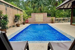 Koh Jum Beach Villas “A member of Secret Retreats”