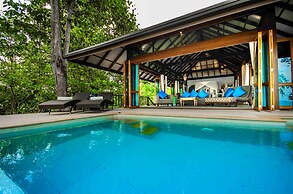 Koh Jum Beach Villas “A member of Secret Retreats”