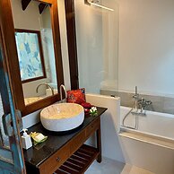 Koh Jum Beach Villas “A member of Secret Retreats”