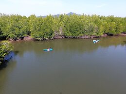Koh Jum Beach Villas “A member of Secret Retreats”