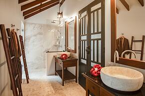 Koh Jum Beach Villas “A member of Secret Retreats”