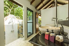 Koh Jum Beach Villas “A member of Secret Retreats”