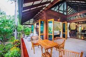 Koh Jum Beach Villas “A member of Secret Retreats”