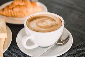 The Beach Cha Am Guest House