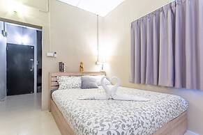 The Beach Cha Am Guest House