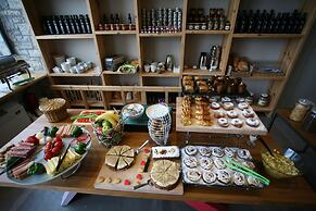 Oniropetra Boutique Hotel