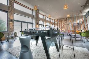 Oniropetra Boutique Hotel