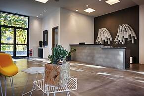 Oniropetra Boutique Hotel