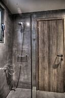 Oniropetra Boutique Hotel